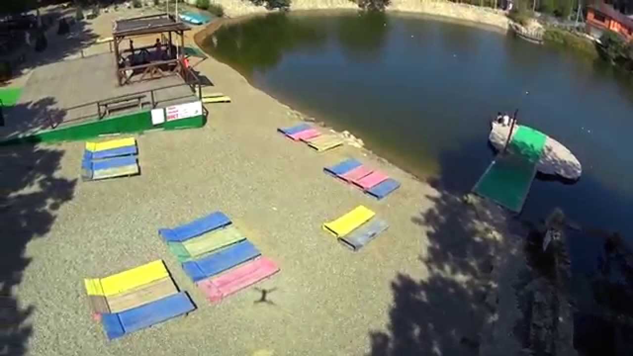 С верхнерусское лесное озеро С верхнерусское лесное озеро